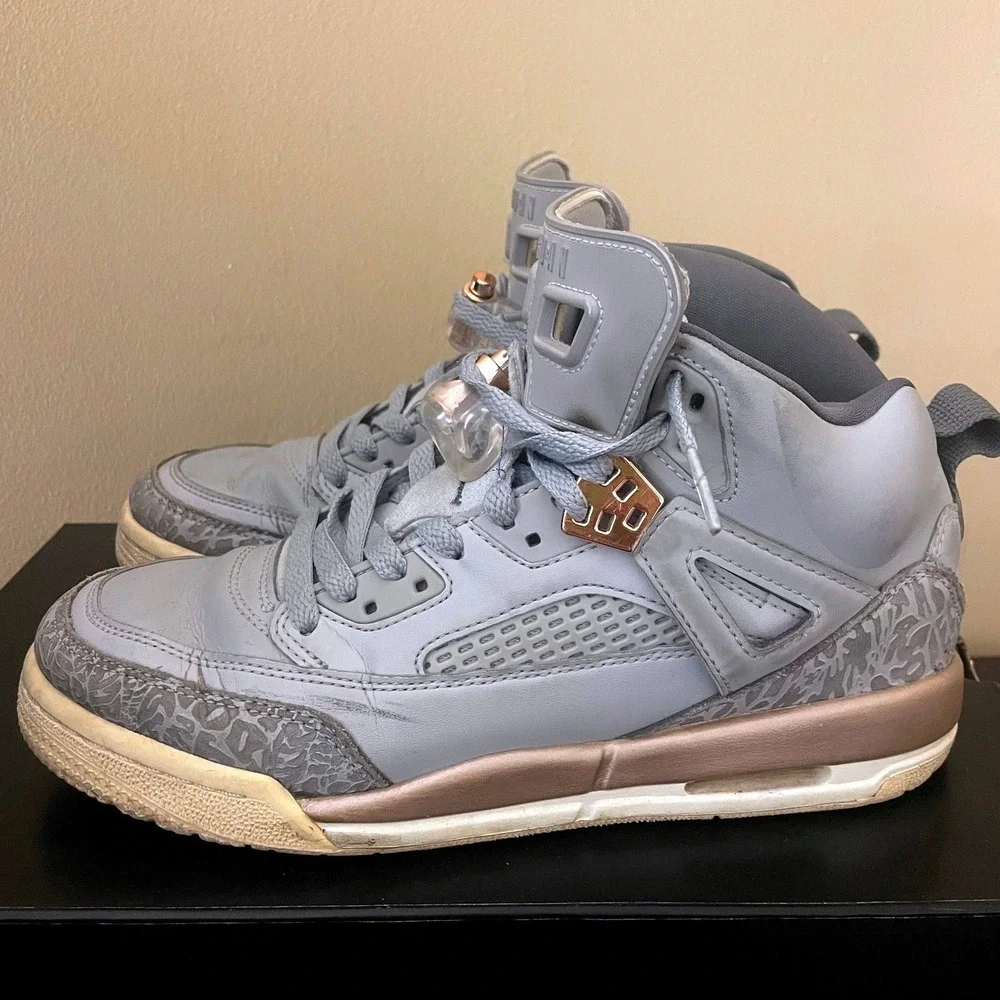 Jordan Spizike GS Wolf Grey Metallic Bronze 535712-018 Youth Size 6.5Y Sneakers